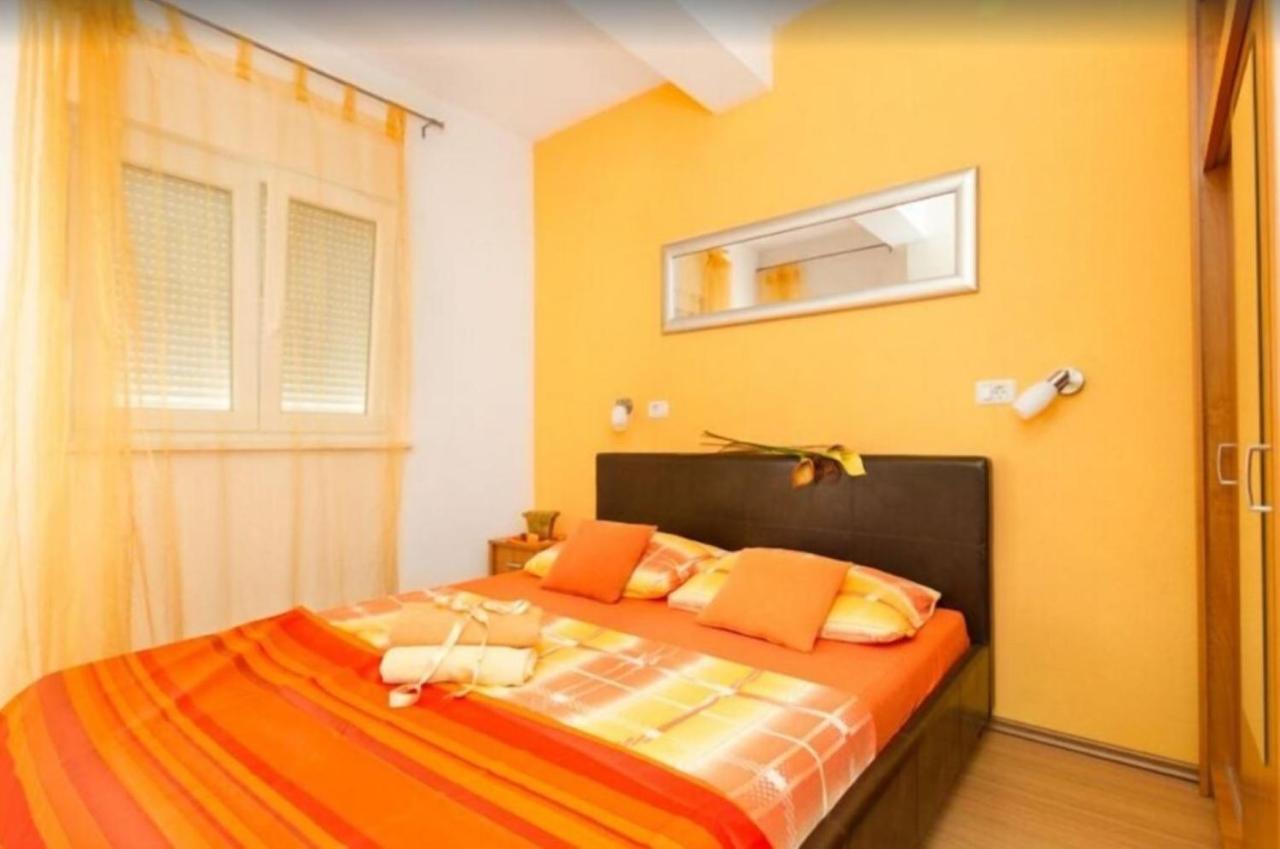 Apartments Villa Golden View Trogir Bagian luar foto