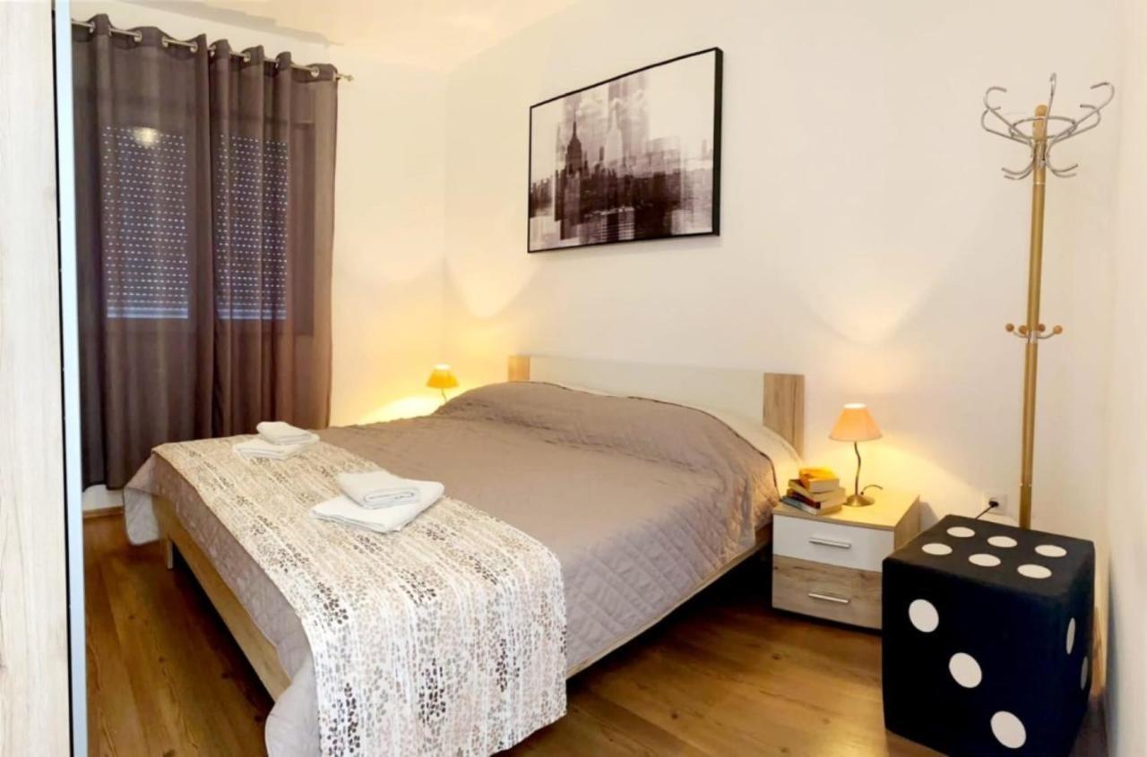 Apartments Villa Golden View Trogir Bagian luar foto
