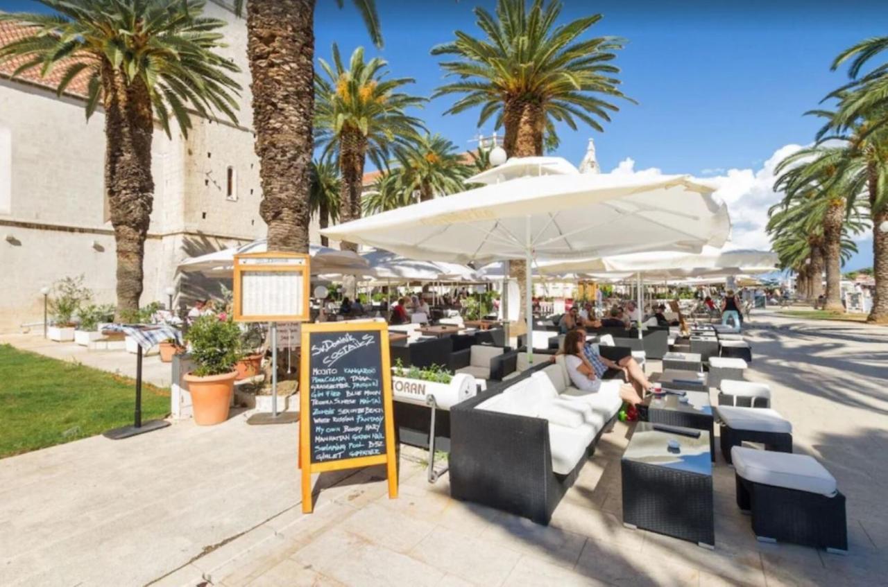 Apartments Villa Golden View Trogir Bagian luar foto
